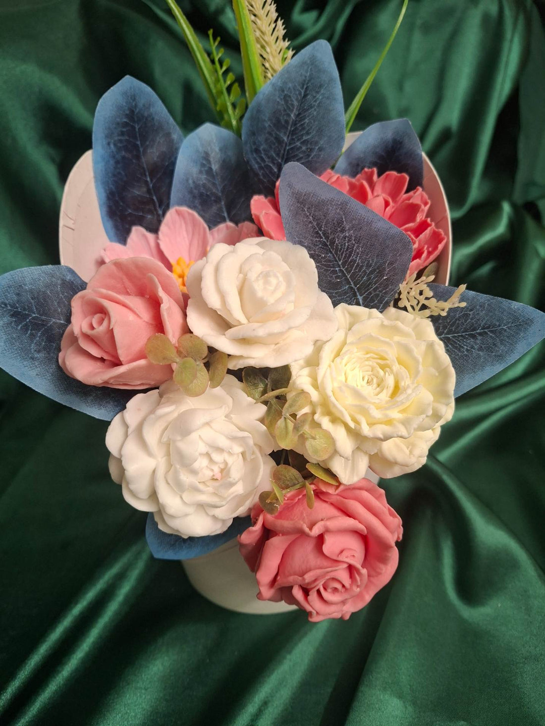 Luxury Soap Flower Bouquets – Handmade Lavender & Jasmine Gift