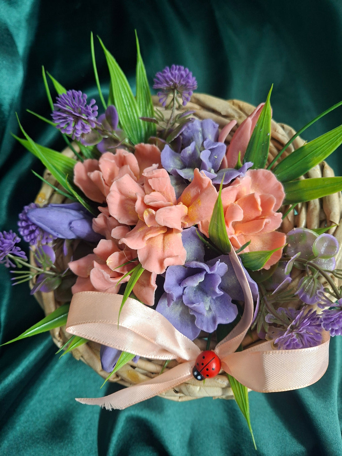 Soap Flowers: The New Star of Wedding Decor