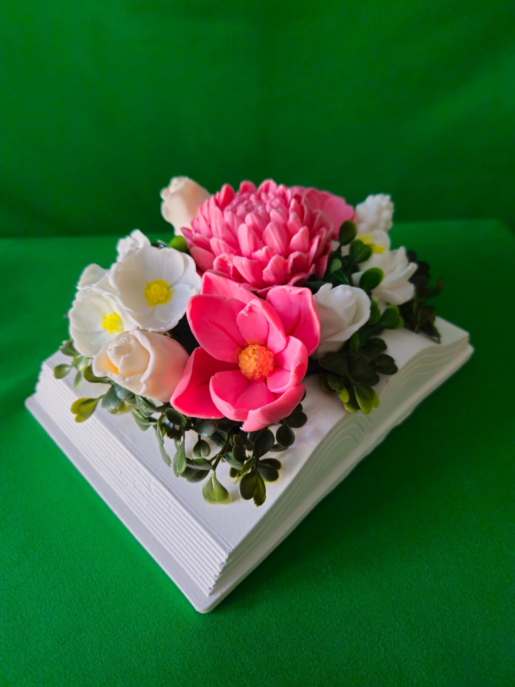 Ceramic Floral Keepsake Design | Premium Handmade Ceramic Item