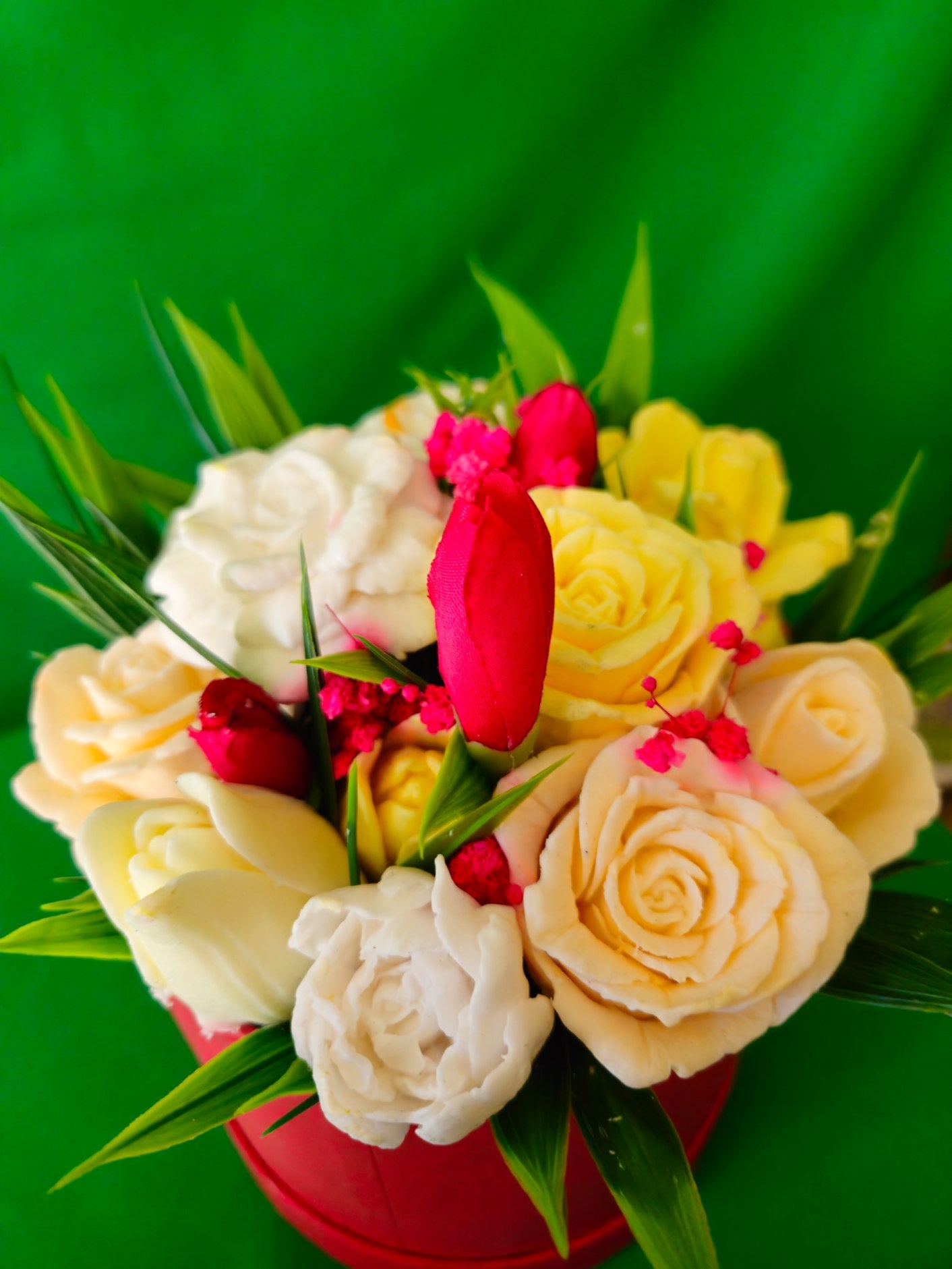 Garden Radiance Flower Box – Luxury Scented Soap Floral Gift (Handmade UK)