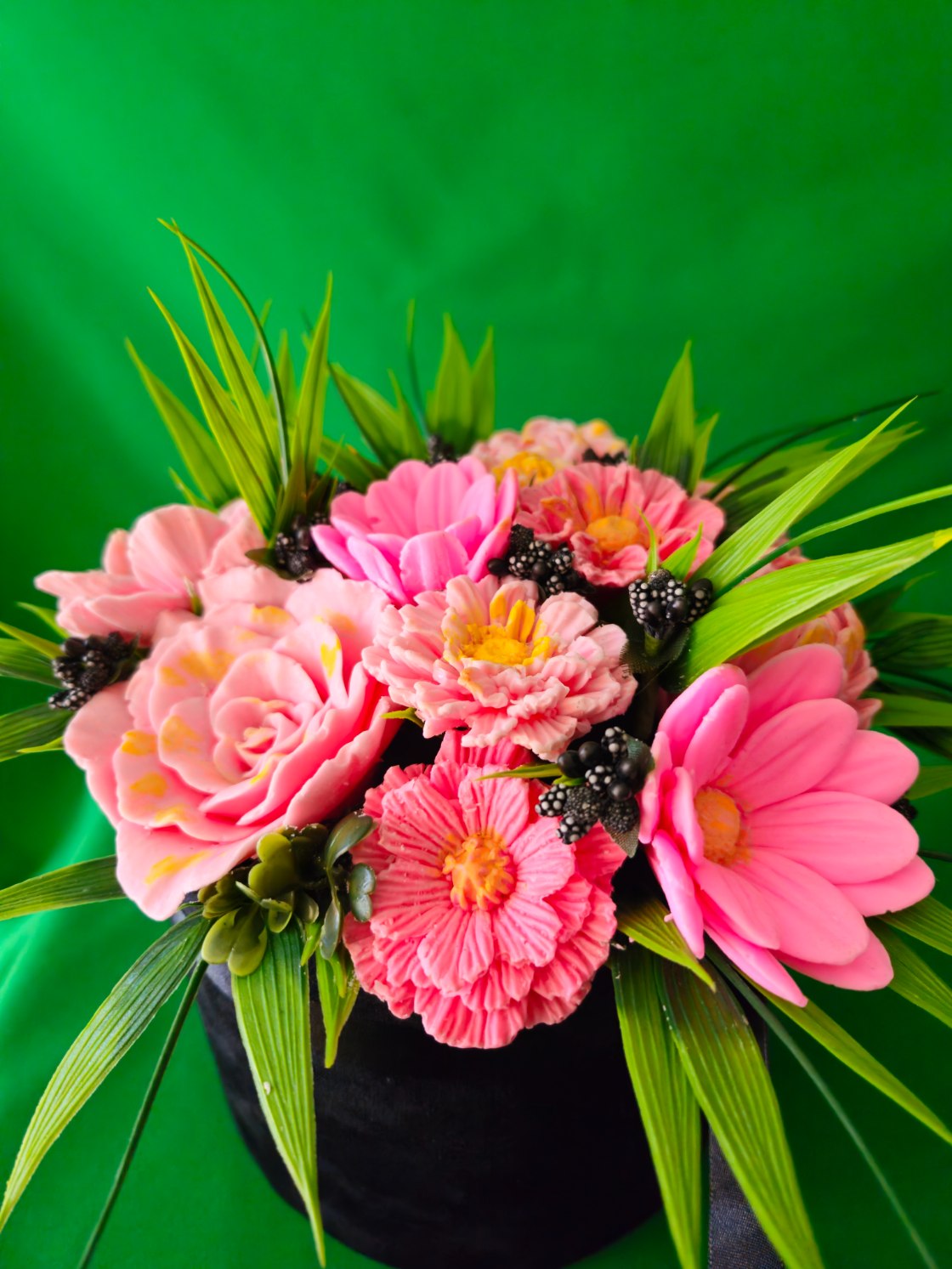 Petal Harmony Flower Box – Luxury Scented Soap Floral Gift