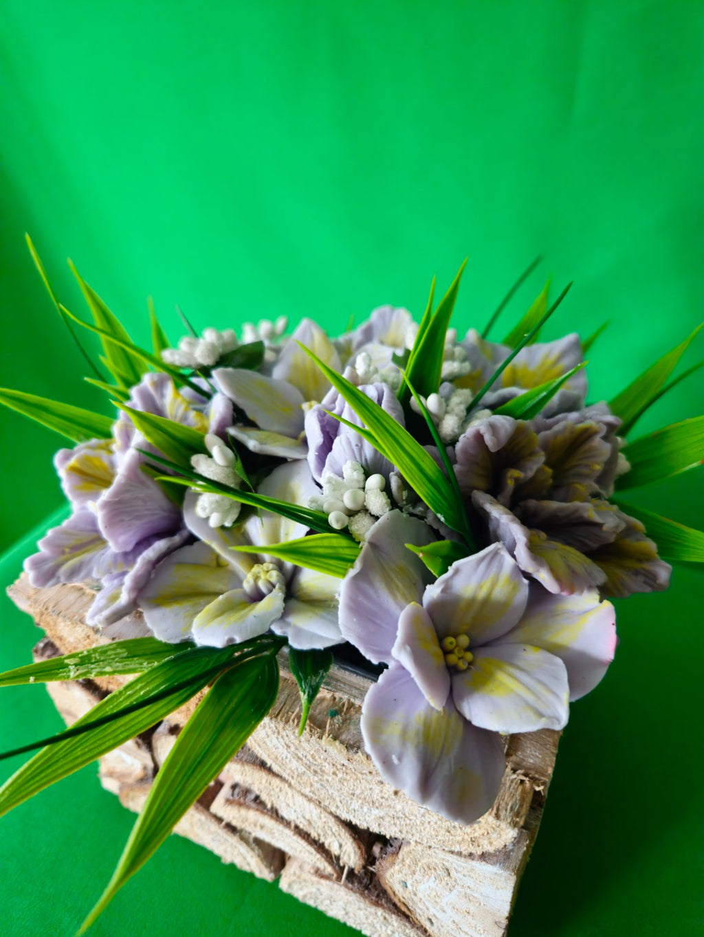 Bloom Whisper Gift Box – Artisan Soap Flower Décor Arrangement