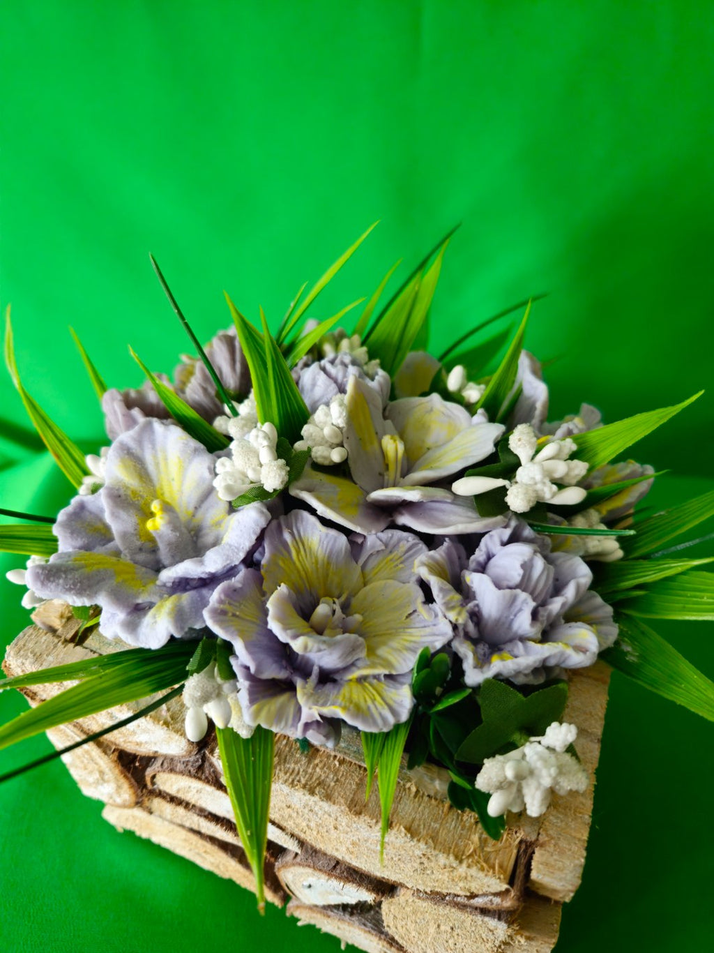 Bloom Whisper Gift Box – Artisan Soap Flower Décor Arrangement