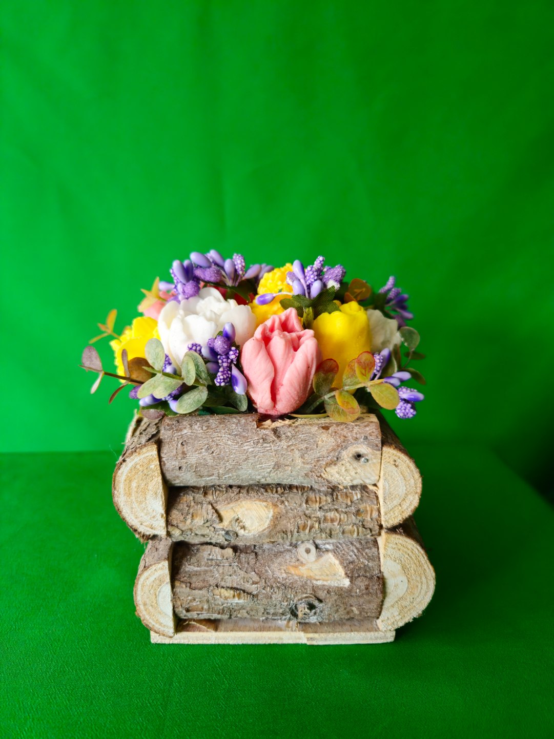 Petal Symphony Gift Box – Artistic Scented Soap Flower Arrangement