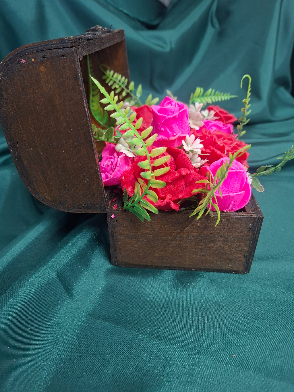 Vintage Wooden Chest Floral Arrangement Artificial Pink Red Roses Bouquet
