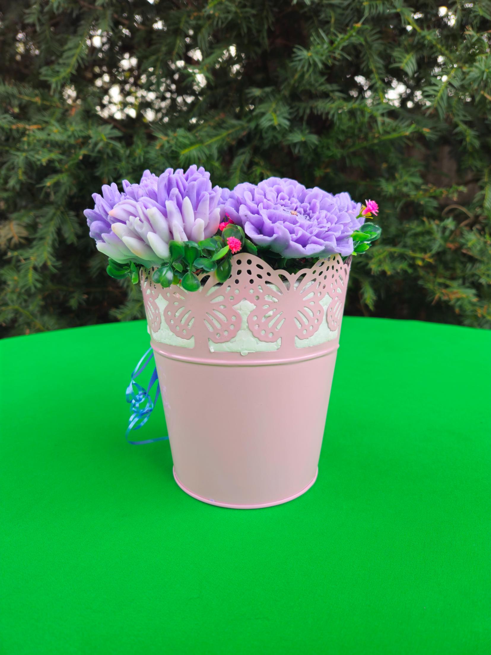 Woven Petals Basket | Luxury Scented Soap Flower Display