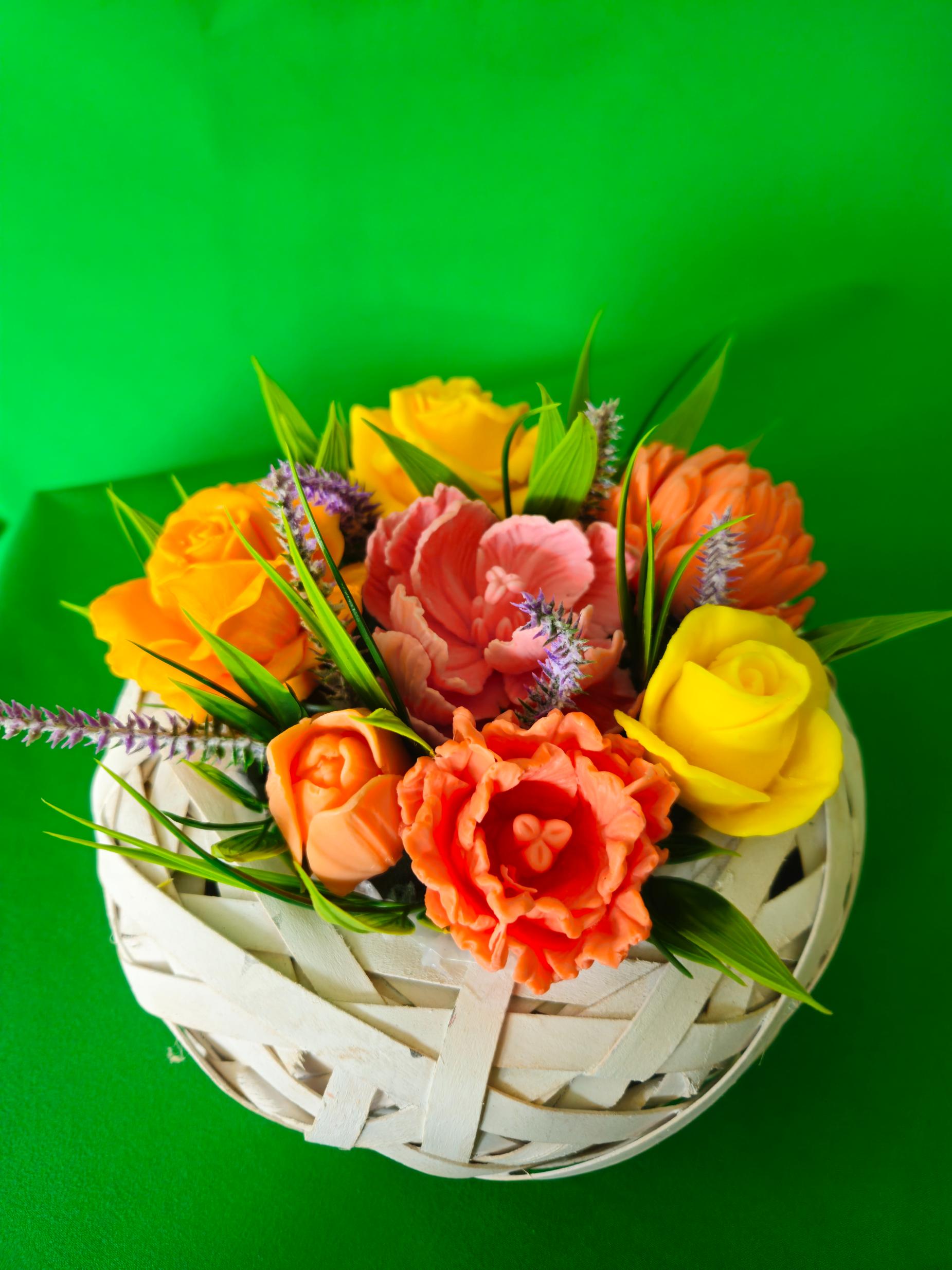 Woven Floral Haven | Scented Soap Flower Gift Basket (Eco-Friendly)